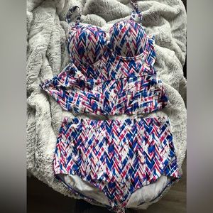 Torrid 2 pc Swimsuit Tankini and high waist bottoms size 2, size 2x, size 18-20